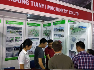 定位圓瓶貼標機